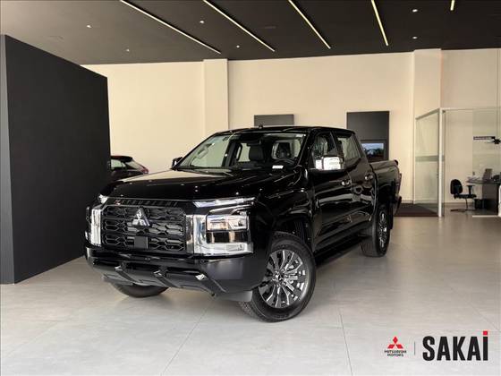 MITSUBISHI TRITON 2.4 BITURBO DIESEL CD HPE 4X4 AUTOMÁTICO